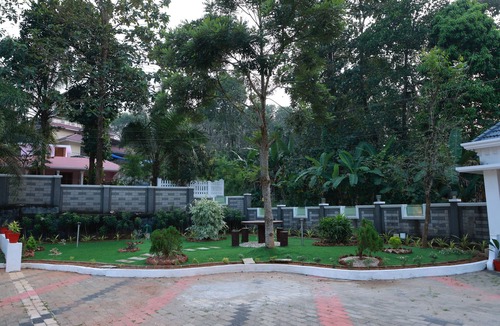 Changanacherry House | Elegant 5BHK Villa with Private Pool & Beautiful Landscaped Garden
