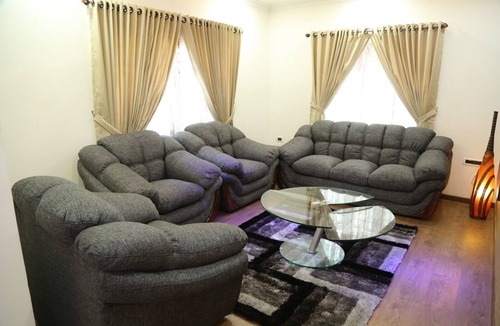 Changanacherry House | Elegant 5BHK Villa with Private Pool & Beautiful Landscaped Garden