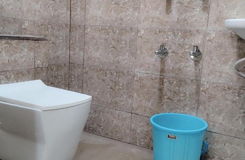 Surat Hotel | Elegant Inn Hotel