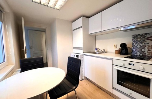 Calea Sever Bocu Apartment | Elite Residence - Modern 2BR - Sleeps 6 - FREE Parking