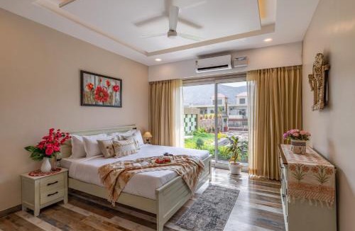 Bedla Villa | ELIVAAS 2 BHK Pet Friendly Villa with Pvt Pool - Heaven in Hill