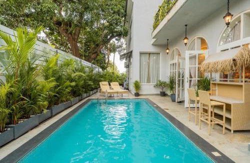 Gauravaddo Villa | ELIVAAS Casa Ritzy Mediterranean 5 BHK Hideaway with Pool near Popular Beaches