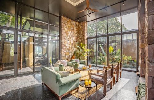 Bassi Villa | ELIVAAS Hari Bagh 4 BHK Villa with Gaming Zone & Art Nook