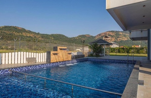 Lonavala Villa | ELIVAAS Nimishka 5 BHK Villa with Pool
