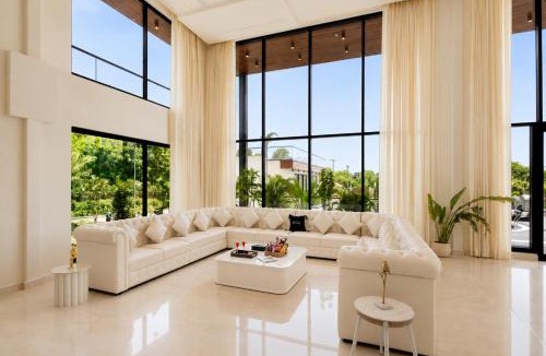 Gurugram Villa | ELIVAAS privé ASK Farms Pet-friendly Bespoke Villa with Private Pool, Cinema Room & Alfresco Pizza Station