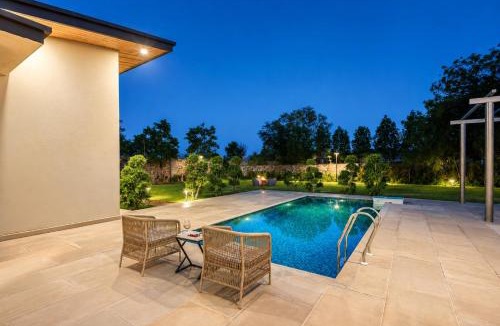 Jaipur Villa | ELIVAAS Signature El Bosque Spacious 4-BHK Villa With Private Pool, Garden & Open-air theater setup