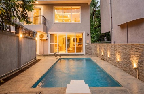 Gauravaddo Villa | Elivaas Solace AquaVista 5BHK Villa