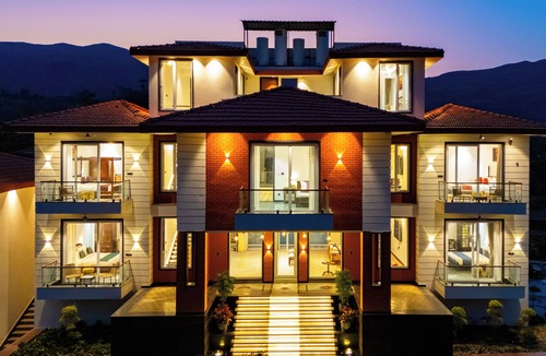 Gogunda Villa | ELIVAAS Terra Cove 6 BHK Retreat with Pvt Pool