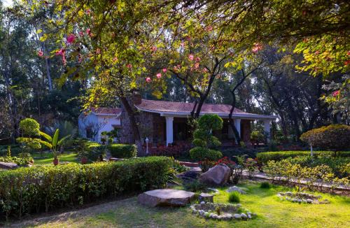 Faridabad Villa | ELIVAAS The Aravalli Reserve The Lotus Pet-friendly Villa with Pvt Pool, Jacuzzi and Pond