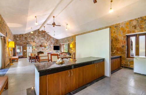 Faridabad Villa | ELIVAAS The Aravalli Reserve The Lotus Pet-friendly Villa with Pvt Pool, Jacuzzi and Pond