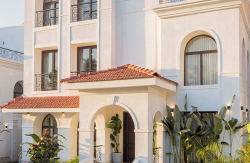 Colvale Villa | ELIVAAS Villa Paraiso 4 BHK with Pool