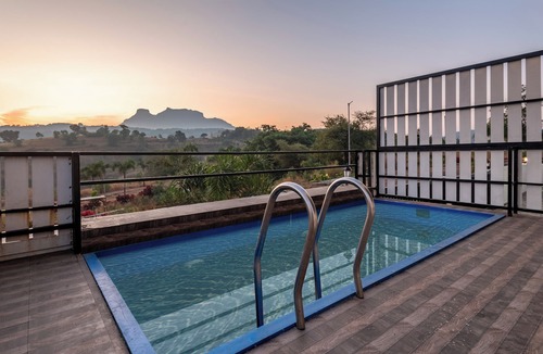Igatpuri Villa | ELIVAAS White House 4BHK Villa With Pool