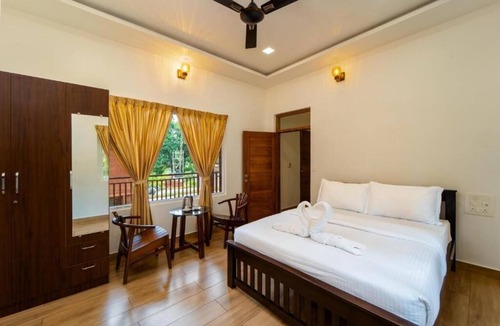 Hireguthi Hotel | Ember Castle by Éden