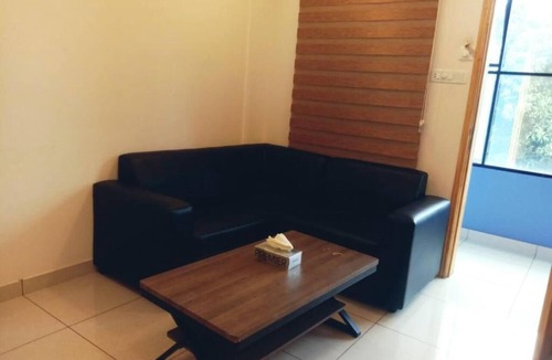Alwaye Hotel | Emerald Royal Residency