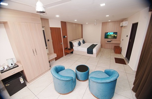 Pala Hotel | Empire Suites