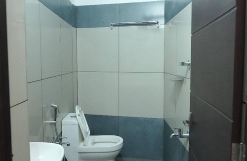 Kothamangalam Hotel | Enroute Delight Residency
