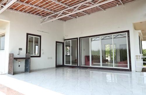 Wai Villa | Entire AramZone Villa with Stunning Glass Room