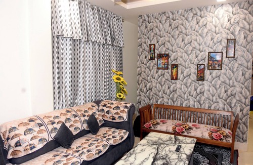 Lajpat Nagar Apartment | Entire cozy 2 BHK apartment with AC, WiFi ,Park facing in Lajpat nagar New Delhi