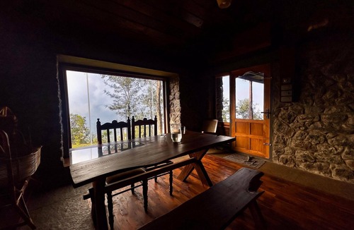 Udumbanchola Cottage | Entire Property:1BHK Cottage with Attic,Kitchen & Sunset View Deck |Near Munnar