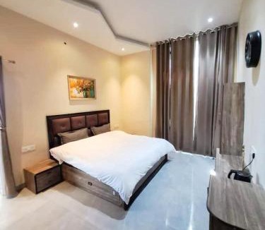 Mukteshwar Villa | Entire Villa in European Village with personal staff