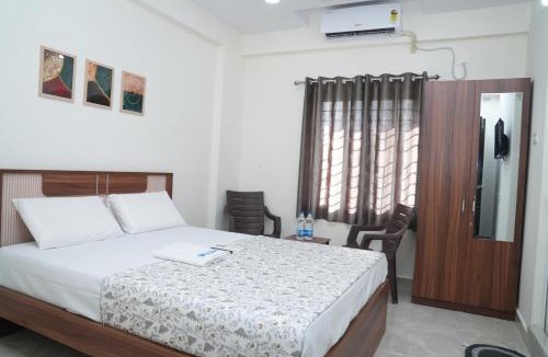 Madhurawada Hotel | EPIC Rooms - MADHURAWADA