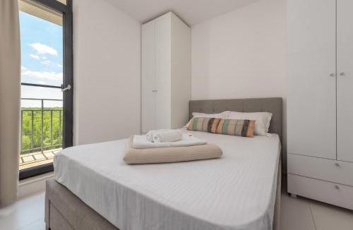 Jupiter Apartment | Eva Forest - Oxygen Residence