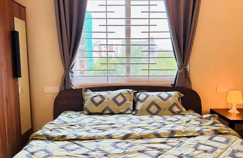 Serilingampally Apartment | Evara Hitec Grandeur: Luxury 3BHK Apt near Hi-Tech City