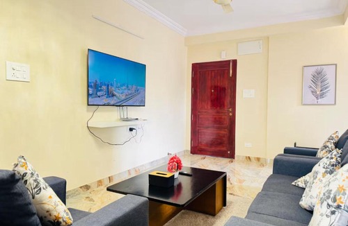 Serilingampally Apartment | Evara Kondapur Retreat Luxury 3BHK fully Equipped Apt