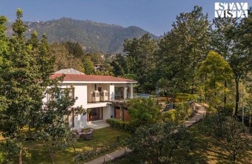 Bullawala Villa | Everdale Mussoorie Foothills with Heated Pool by Vieda - Part of StayVista