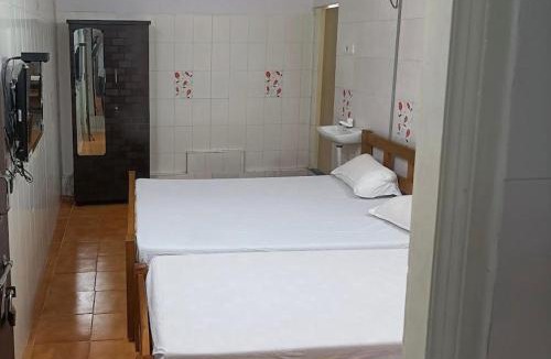 Manali Hotel | Everest Lodge