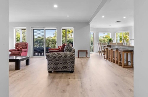 Tumbi Umbi House | Exclusive Luxury Oasis - Tumbi Umbi, NSW