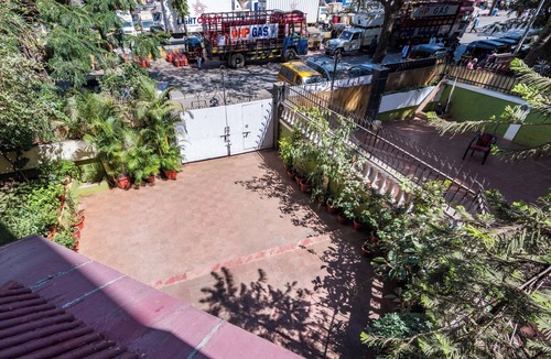 Goregaon East House | Executive Stay - Infinity IT Park Malad