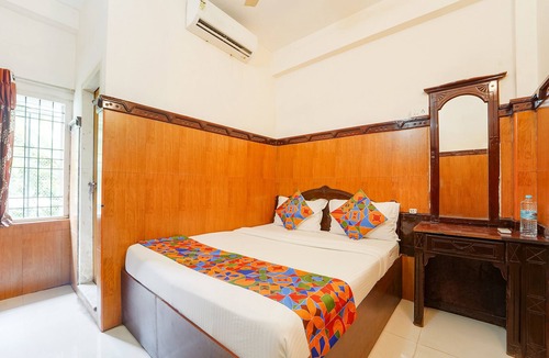 Kaloor Hotel | Fabexpress Ascot