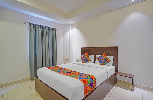 Yeshwanthpur Hotel | Fabexpress Urban Inn