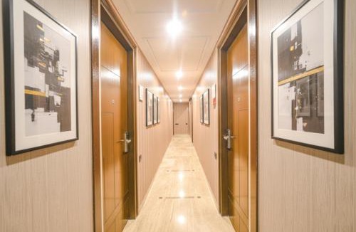 Kalkaji Hotel | FabHotel Aashraye
