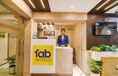 Sector 1 Hotel | FabHotel Aayash - Nr City Center Metro Station