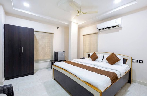 Guntur Hotel | Fabhotel Aditya Grand