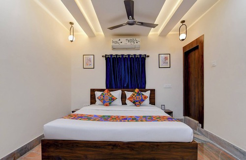 Kolkata Hotel | FabHotel Airport View - Nr. Kolkata Airport