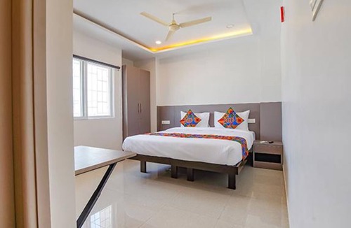 Kadubeesanahalli Hotel | Fabhotel Aiyyangaar Inn