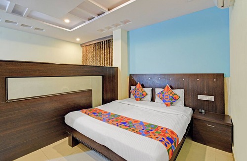 Hyderabad Hotel | FabHotel Alekya Residency- Nr. Hyderabad Deccan Railway Station