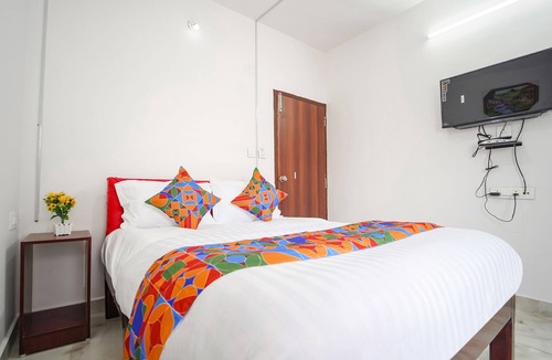 West Mere Hotel | FabHotel All Season's Stays