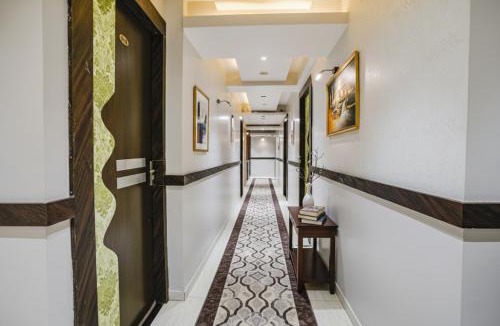 Jogeshwari West Hotel | FabHotel Amber Crop Inn