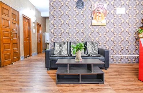 Sector 1 Hotel | FabHotel Astoria House