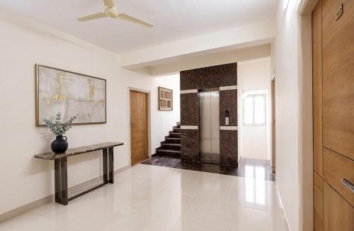 Whitefield Hotel | FabHotel Athiti Residency- Marathahalli