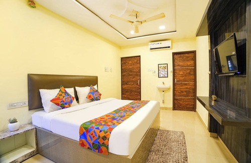 Triplicane Hotel | Fabhotel Beach Stay Home