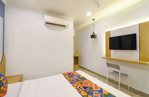 Banjara Hills Hotel | Fabhotel Cinco Primera Nr LV Prasad, Banjara Hills