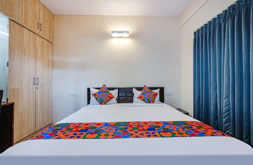 Marathahalli Hotel | FabHotel Crystal Suites - Marathahalli