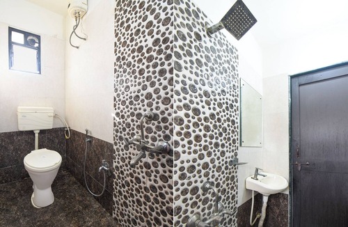 Tathawade Hotel | Fabhotel Devi Residency Wakad