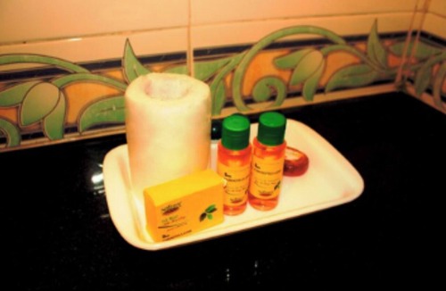 Pune Hotel | FabHotel Diamond Stay