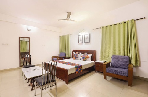 Mylapore Tiruvallikk Hotel | Fabhotel Disha Inn